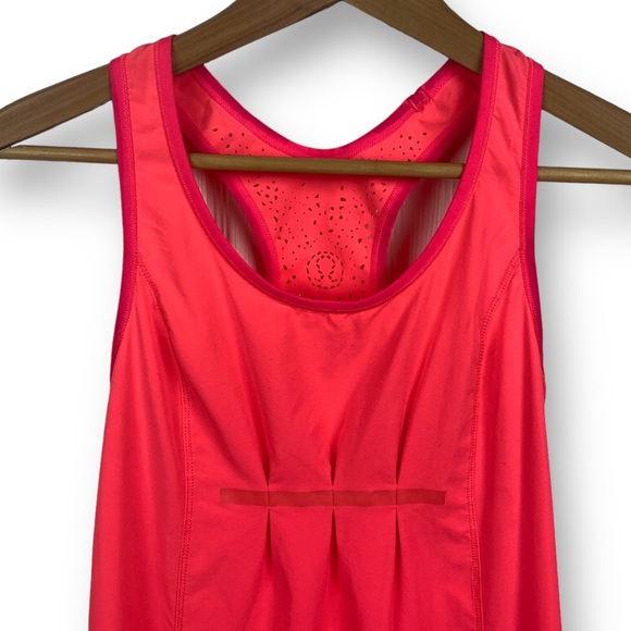 Lululemon Run: In The Sun Dress - Picture 8 of 10